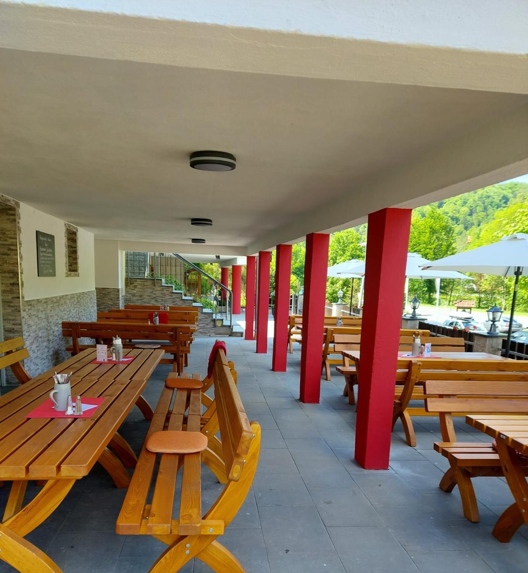 Hotel Landgasthof Frankenstern 괴스바인슈타인 외부 사진