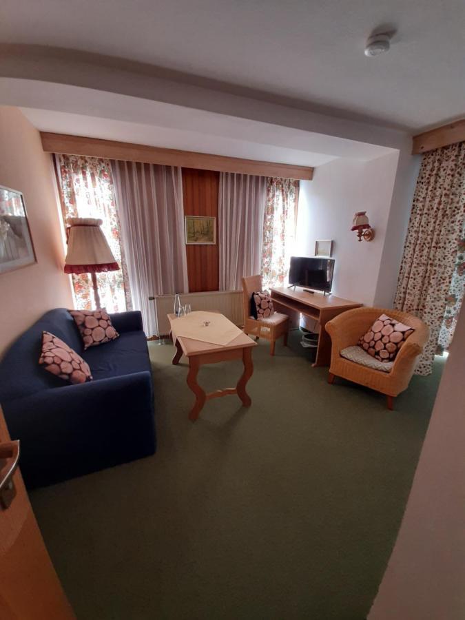 Hotel Landgasthof Frankenstern 괴스바인슈타인 외부 사진