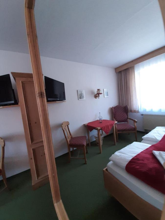 Hotel Landgasthof Frankenstern 괴스바인슈타인 외부 사진